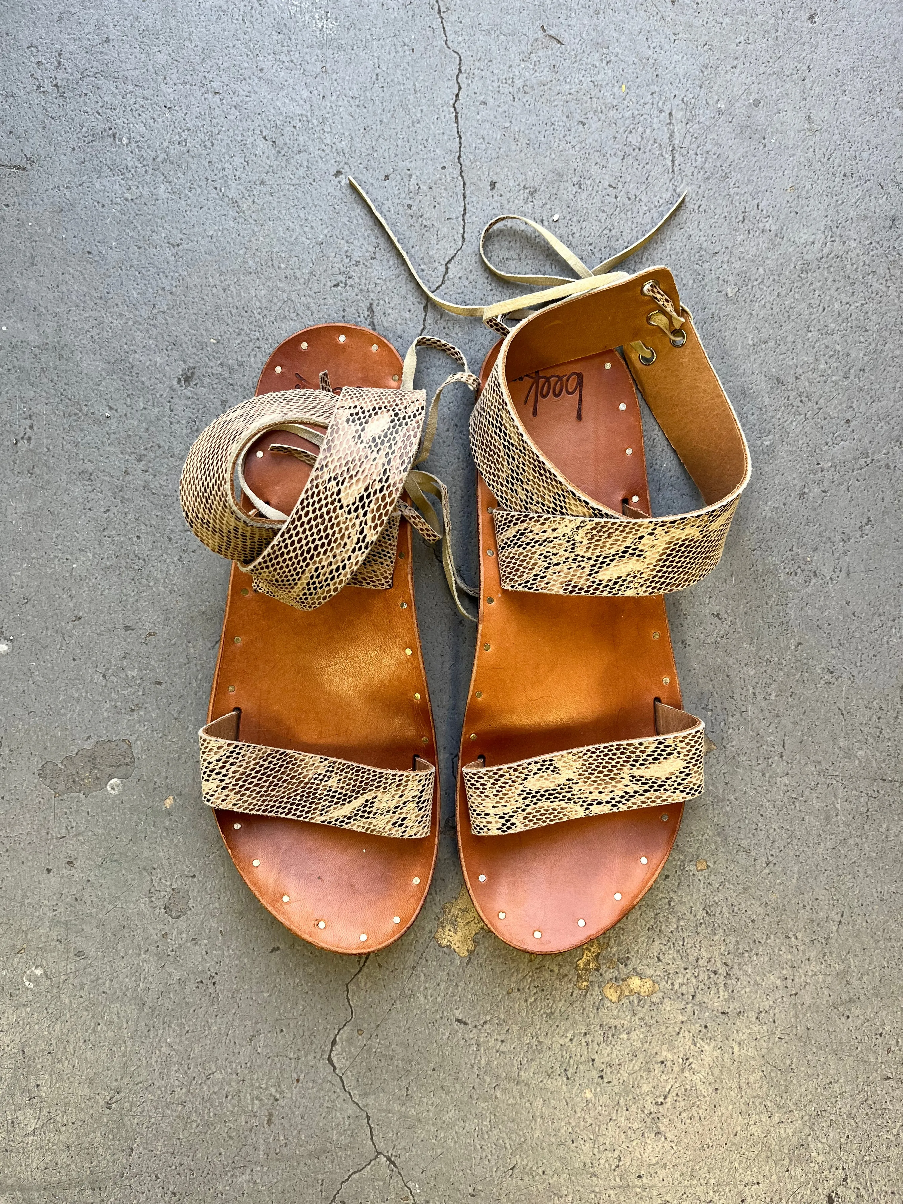 Beek Vintage Sandals