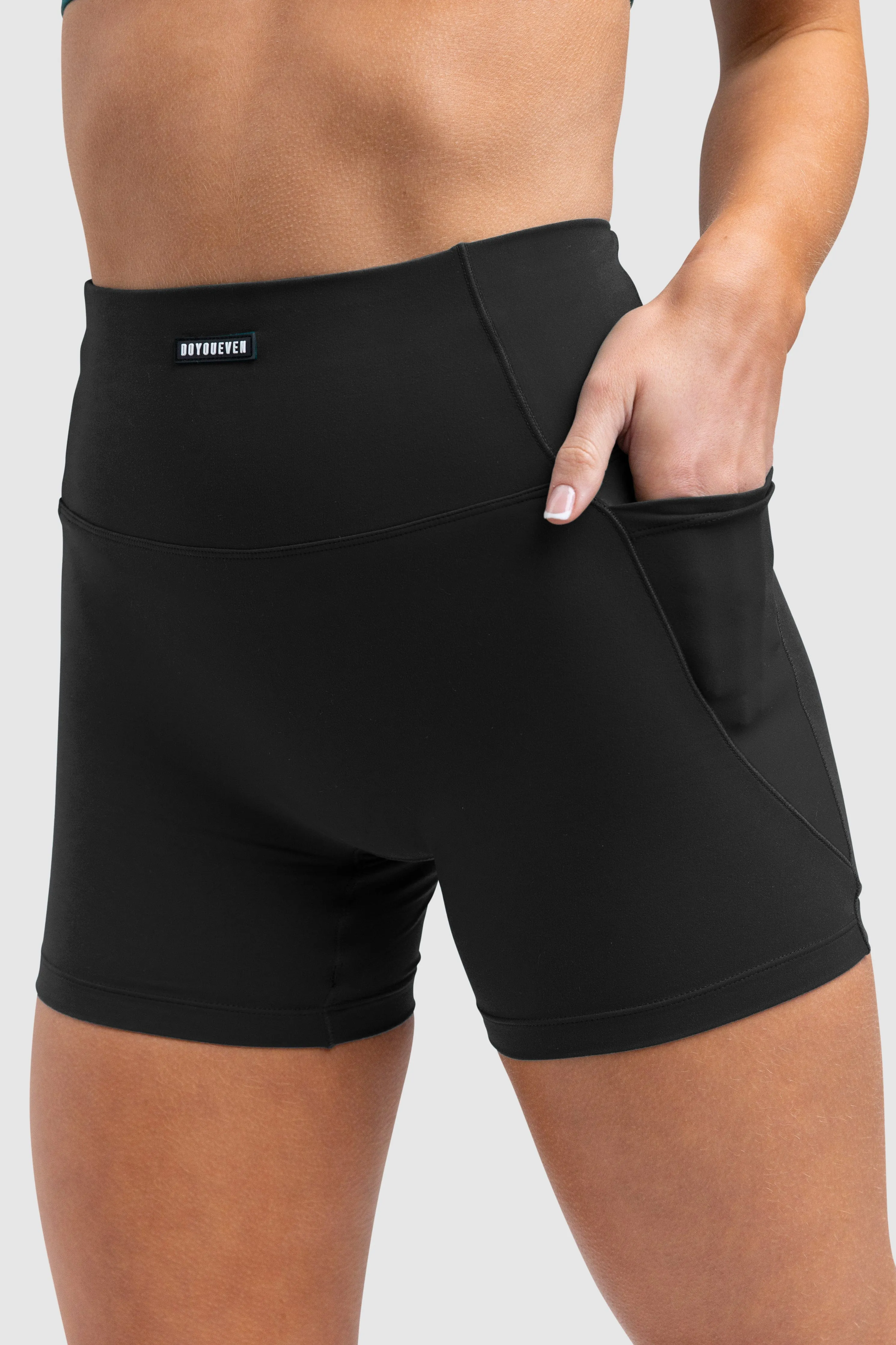 Desire Shorts - Black