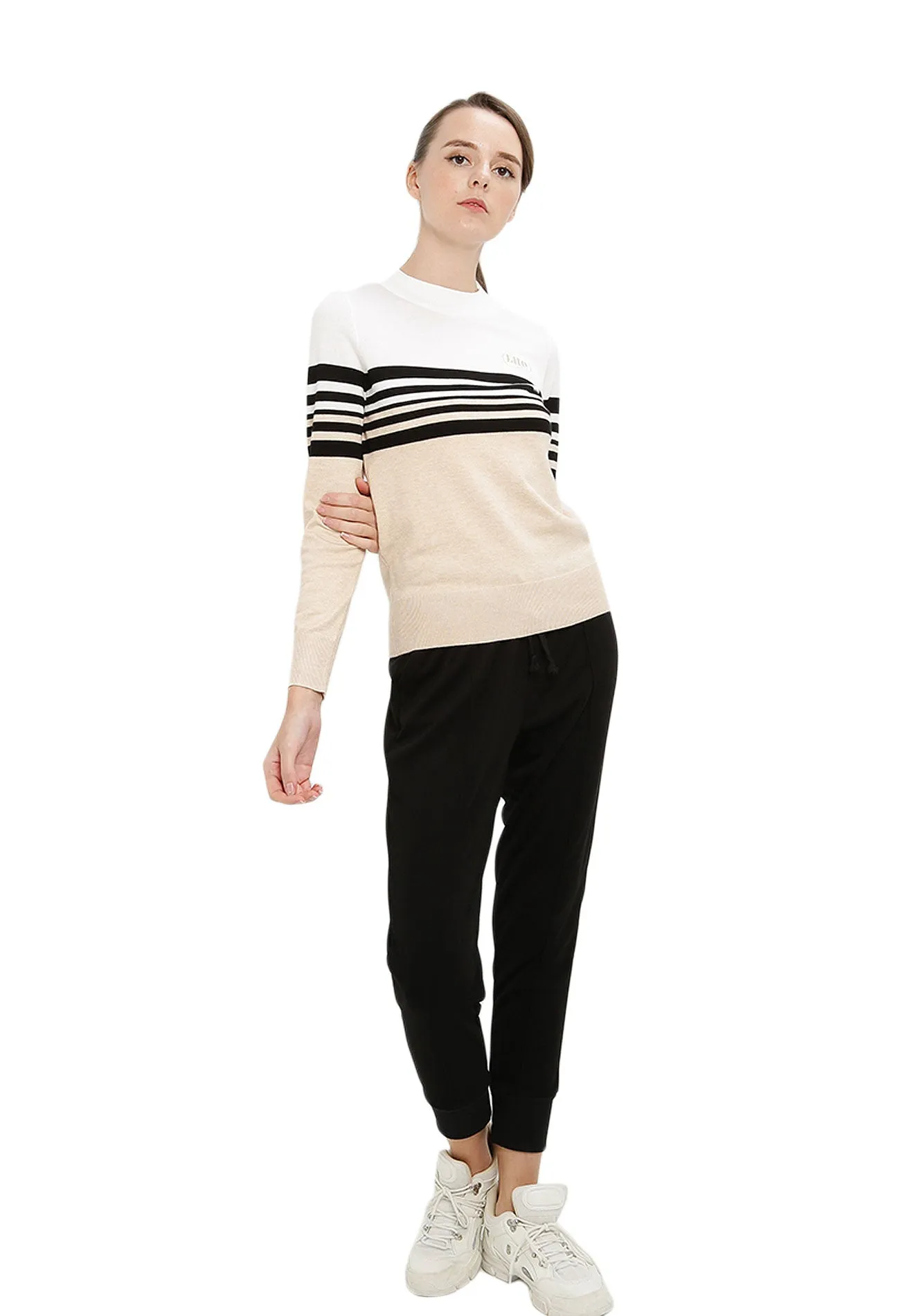 ELLE Active Round Neck Knit Sweater