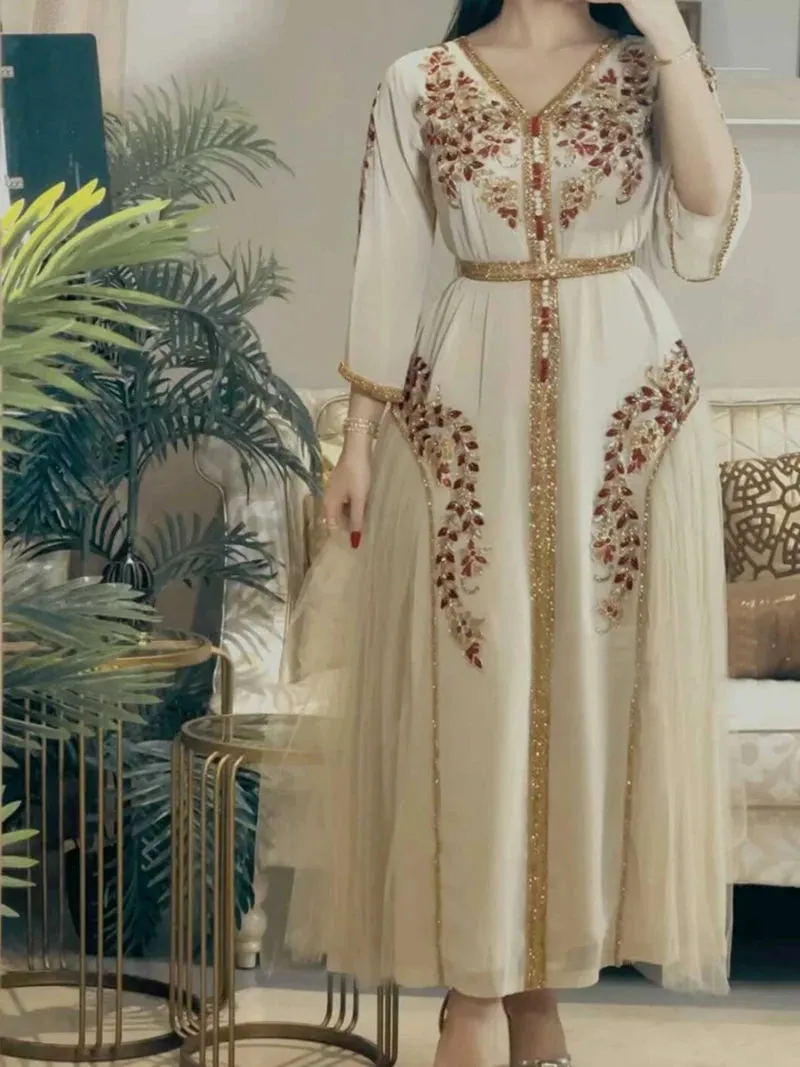 Muslim Abaya Long Dresses Women Wedding Evening Party Dress Elegant Floral Embroidery Lace Belted Kaftan Ramadan X4611753