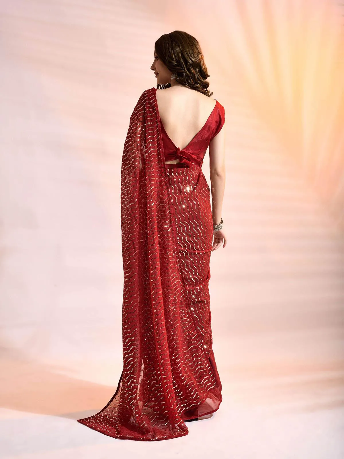 Odette Women Red Georgette Saree With Unstitched Blouse